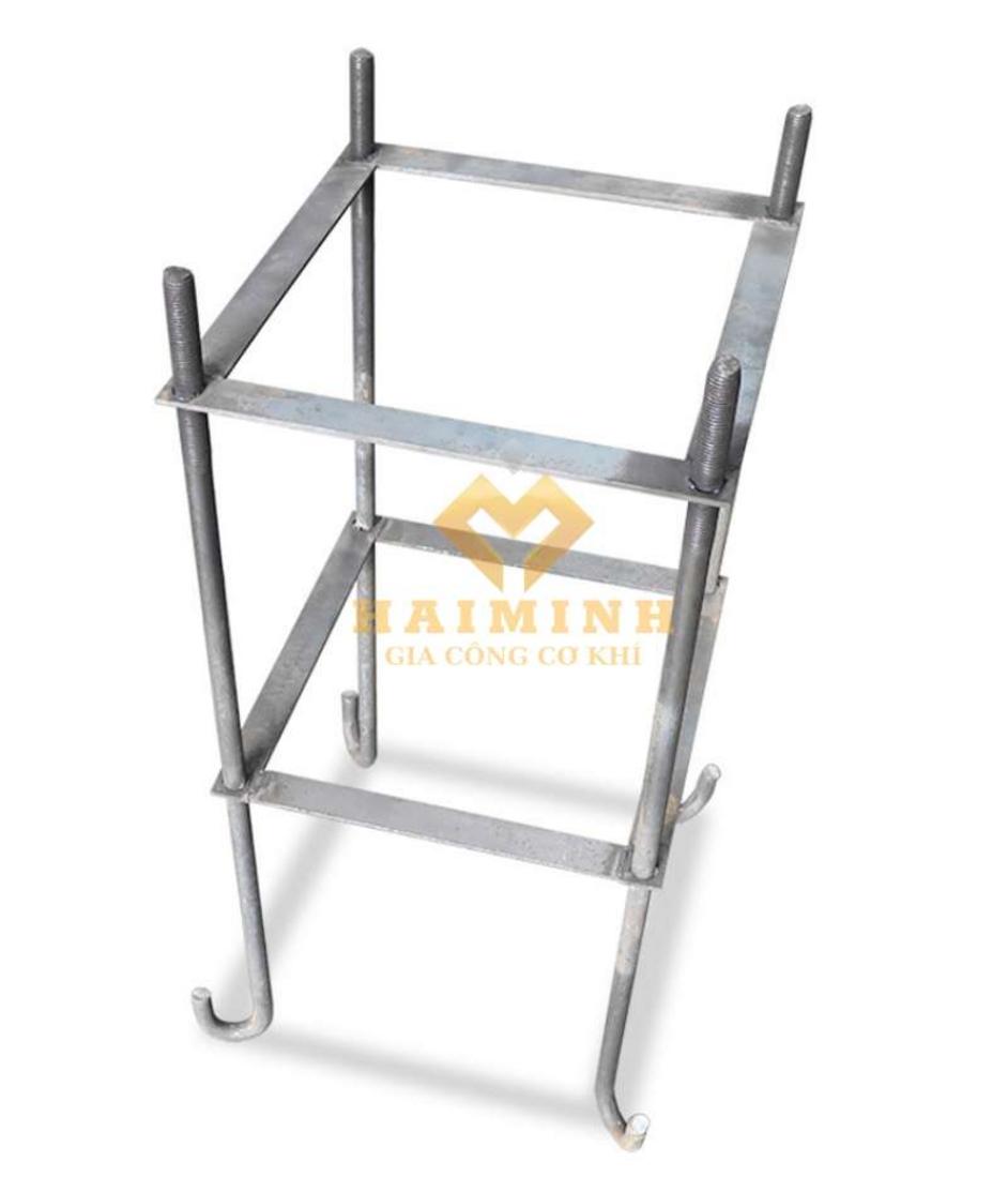Chân đế bản mã dày và bulong neo chắc chắn